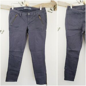 Old navy Rockstar gray with zippered ankles